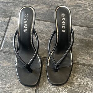 SHEIN Black Minimal Square-Toe Strappy Heeled Sandals